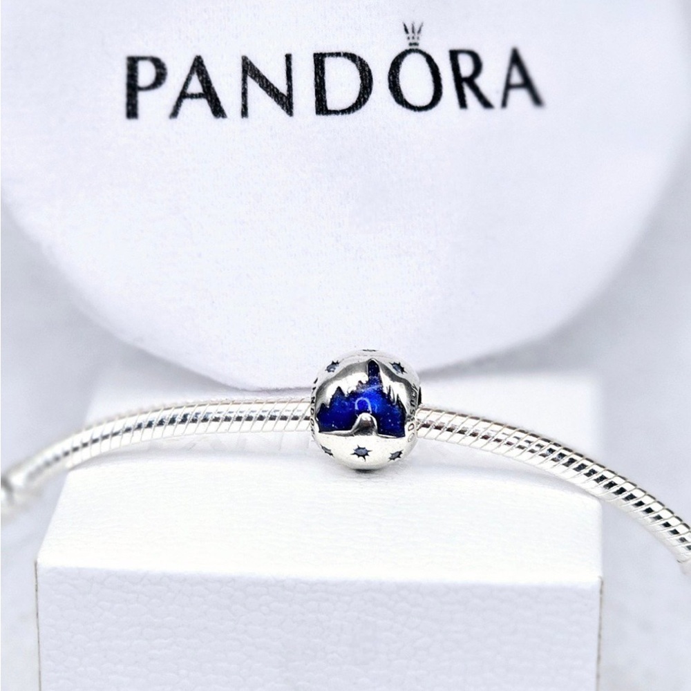 Pandora // Disney // Sleeping Beauty // Castle //… - image 1